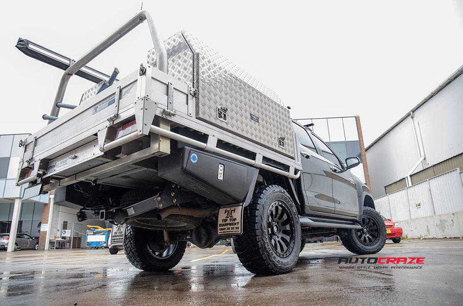 TOYOTA HILUX N80 4WD TACTIC MATTE BLACK